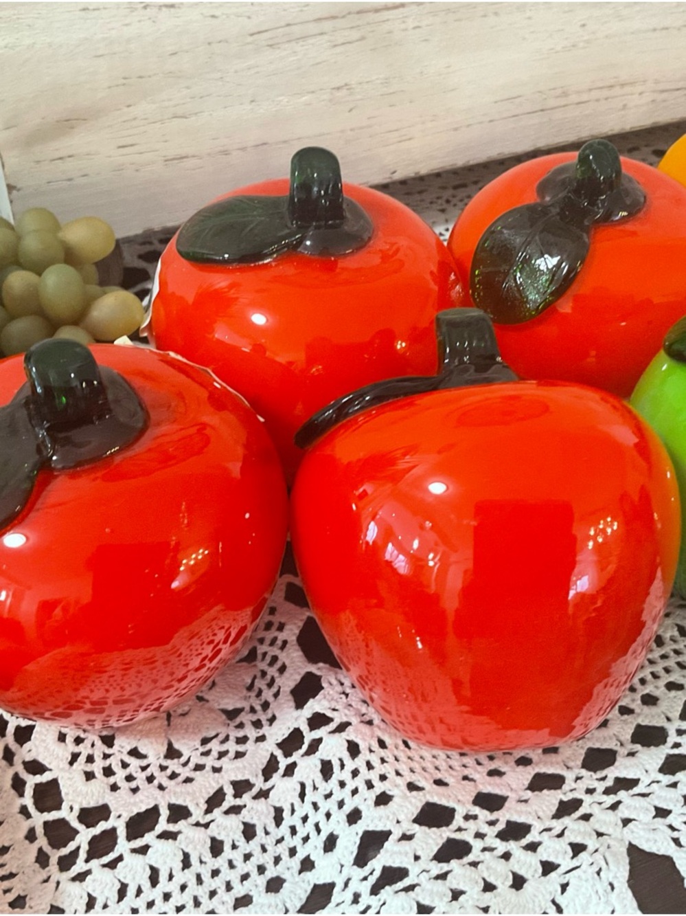 Glass apples